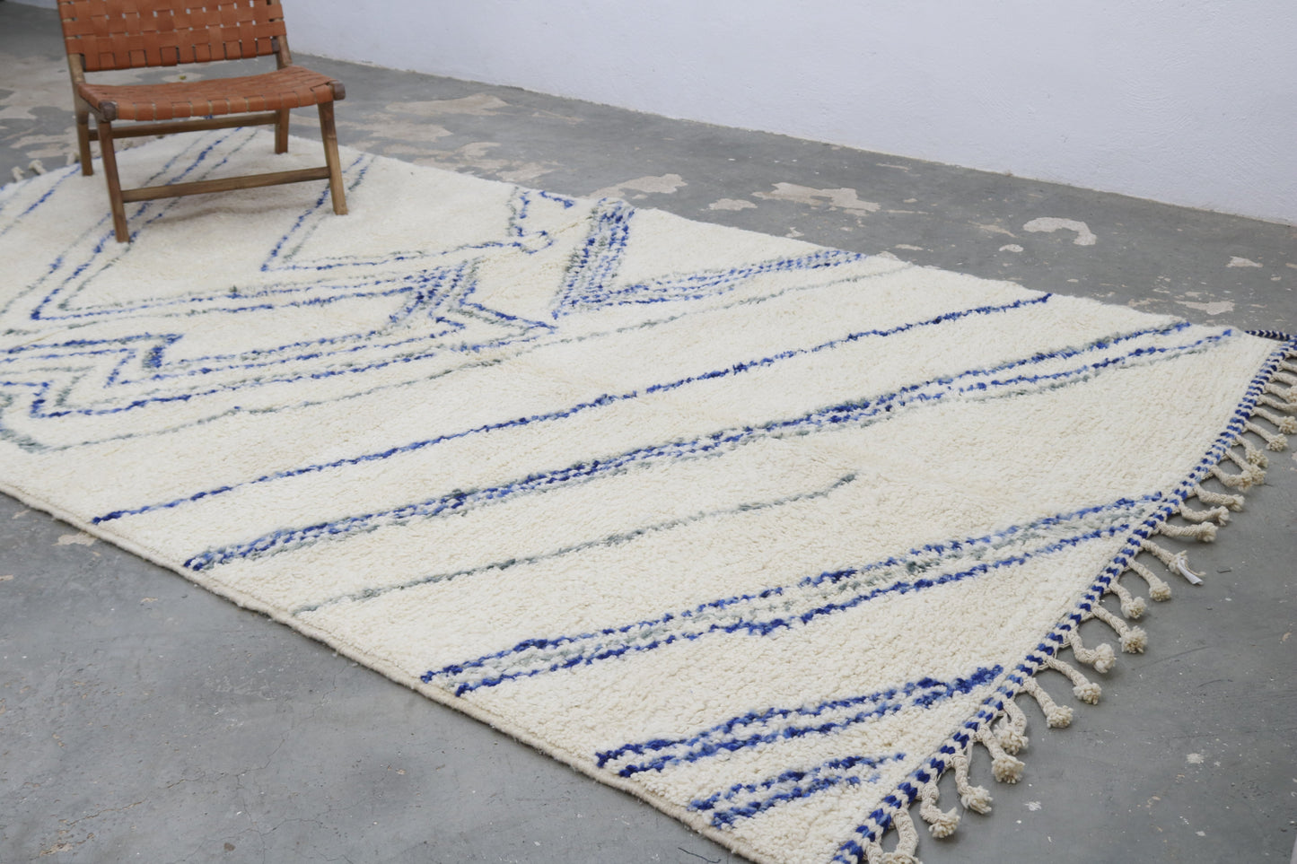 Rebolet| Handgefertigter Azilal Berberteppich – 335 × 200 cm
